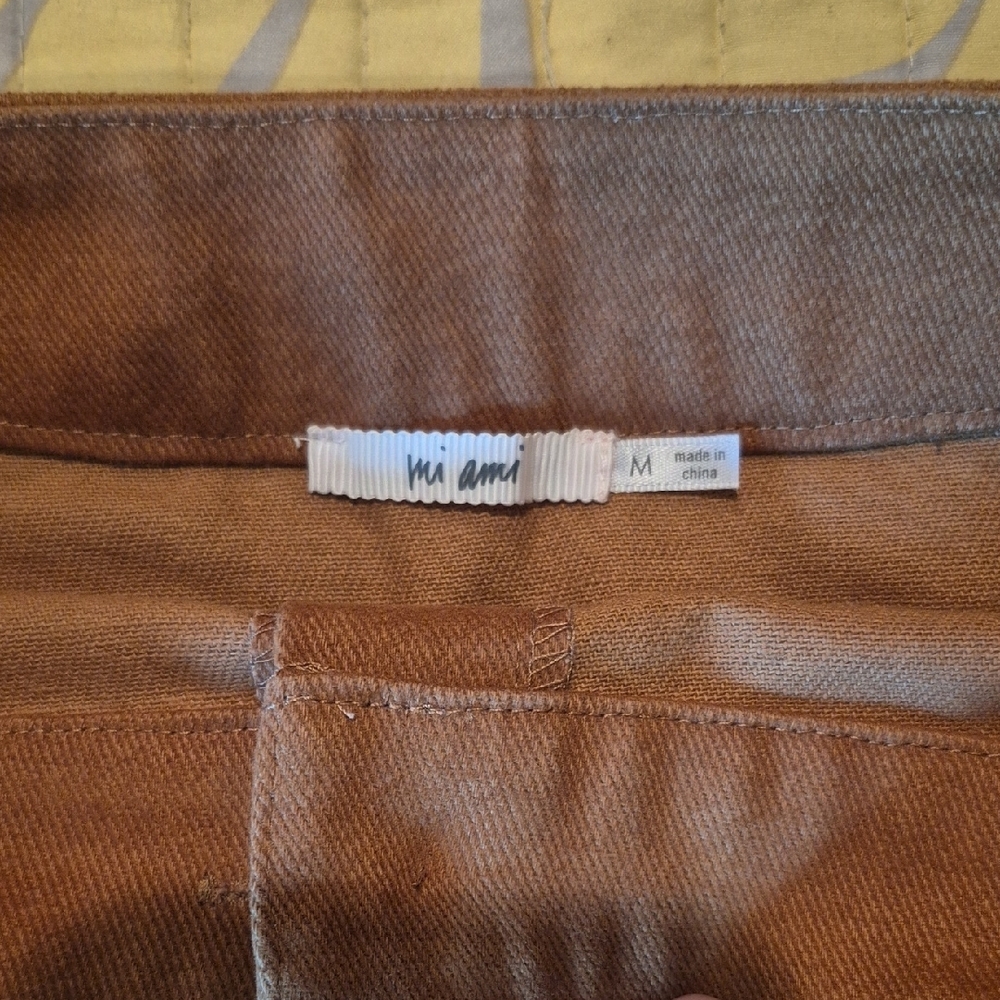 Floral Embroidered Button-Up Mini Skirt - Picture 2 of 4